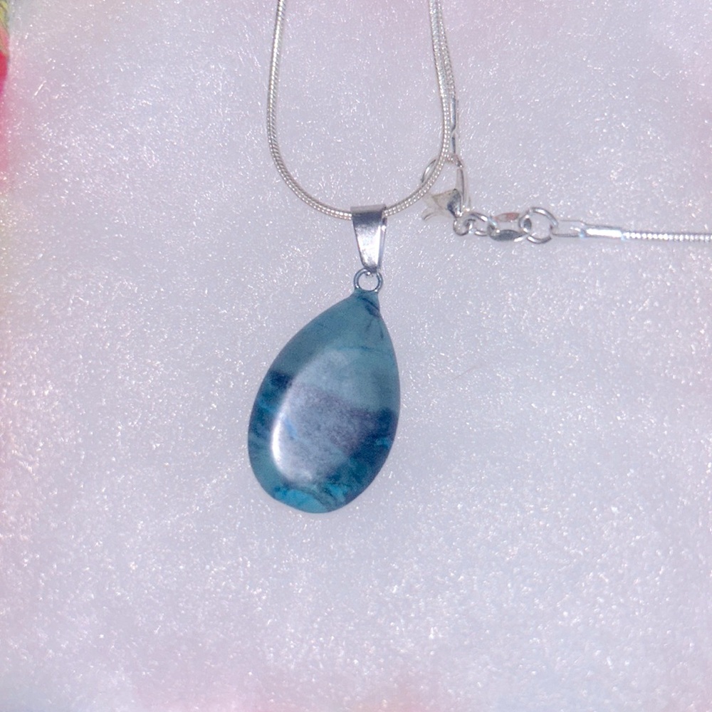Boho hippie Blue agate natural crystal silver 18” necklace